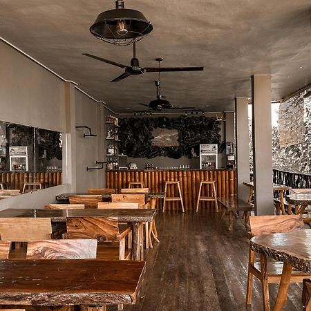 Resting Rabbit Hostel Сикиджор Екстериор снимка