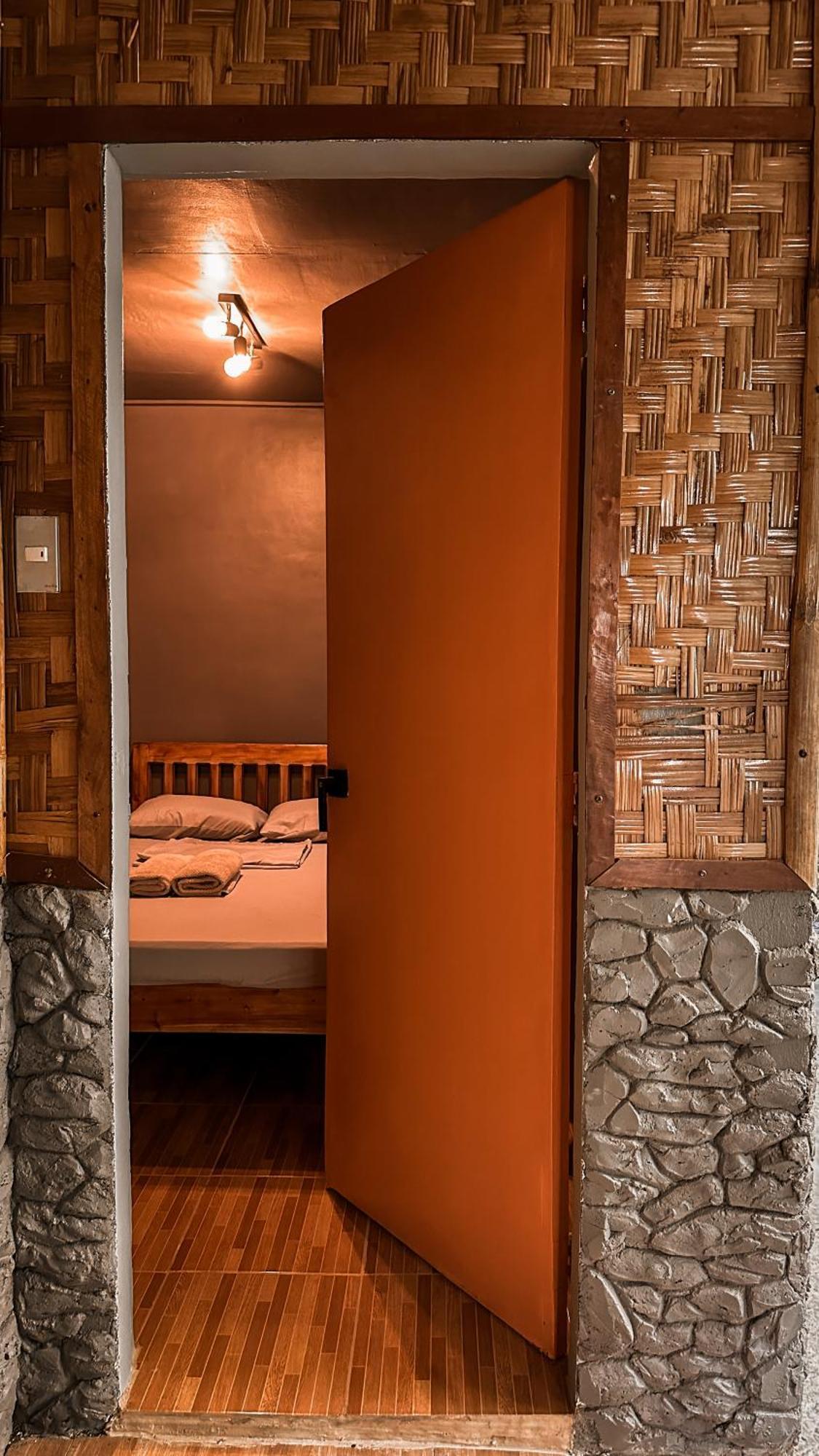 Resting Rabbit Hostel Сикиджор Екстериор снимка