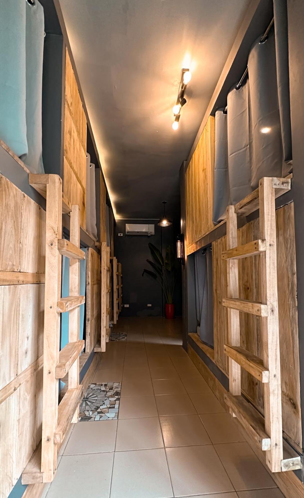 Resting Rabbit Hostel Сикиджор Екстериор снимка